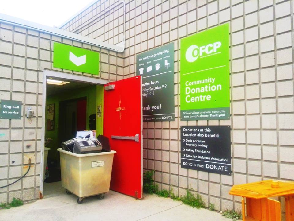 トロントでお得なお買い物☆オススメ古着屋”Value Village” YOLOヨロ